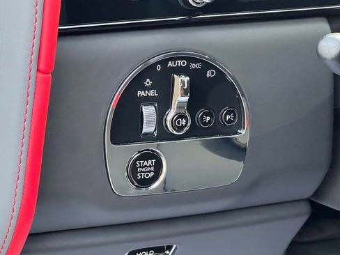 New 2026 Rolls-Royce Cullinan image 16