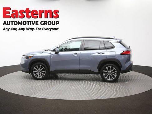 Used 2022 Toyota Corolla Cross XLE w/ Convenience Package AWD/4WD image 61