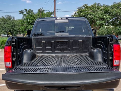 Used 2016 RAM 2500 Lone Star w/ Black Appearance Group image 43