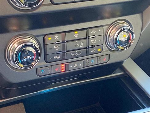 Used 2020 Ford F150 Lariat w/ Equipment Group 502A Luxury image 25