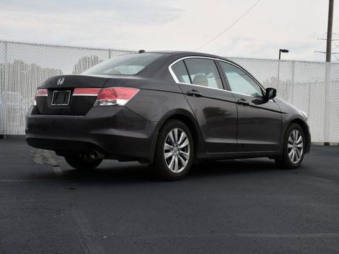 Used 2011 Honda Accord EX-L image 7