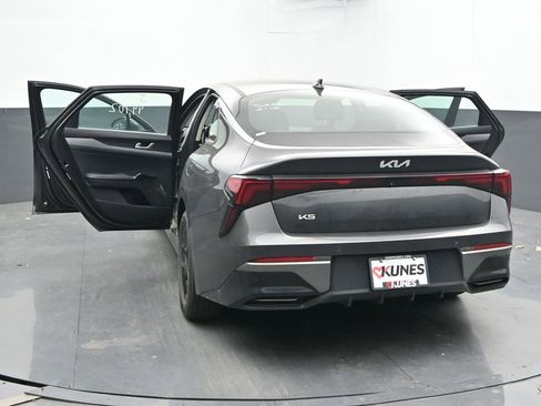 Used 2025 Kia K5 LXS FWD image 55