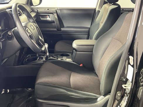 Used 2024 Toyota 4Runner TRD Off-Road image 13