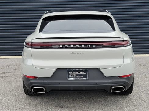 Certified 2024 Porsche Cayenne Coupe AWD/4WD image 6