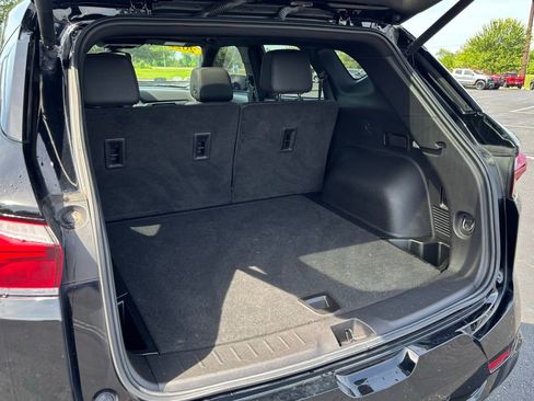 Used 2022 Chevrolet Blazer RS w/ Enhanced Convenience Package FWD image 21