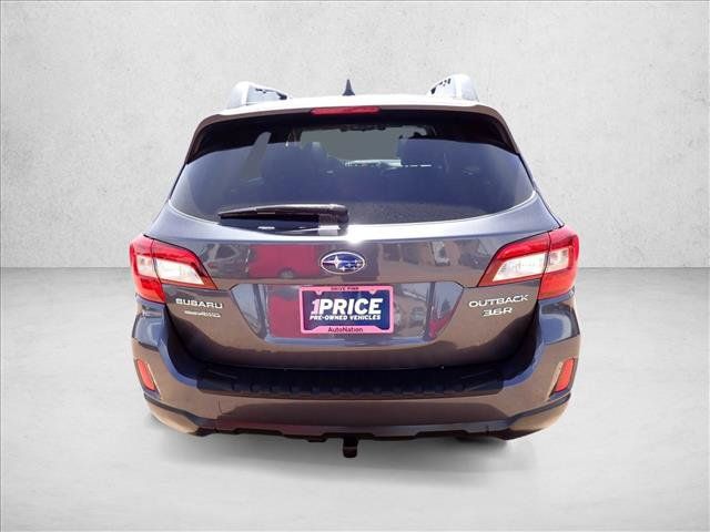 Used 2016 Subaru Outback 3.6R Limited AWD/4WD image 3