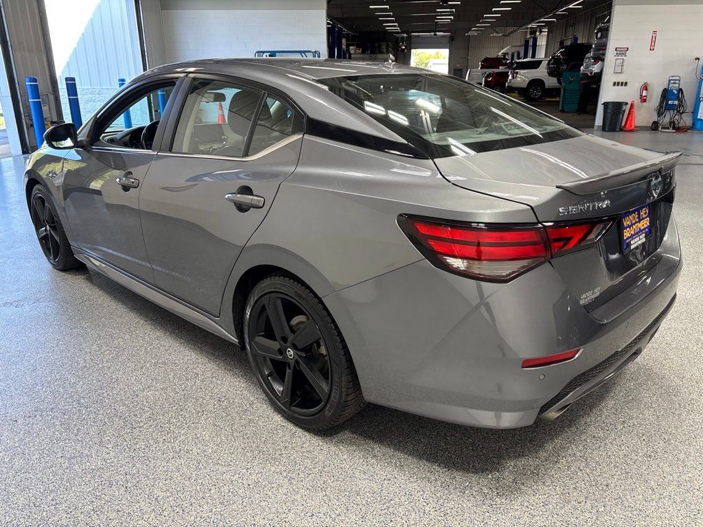 Used 2021 Nissan Sentra SR FWD image 5
