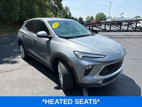 Used 2024 Buick Encore GX Preferred w/ Comfort Package FWD image 2