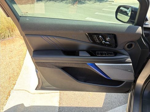 Used 2026 Cadillac Optiq V w/ Magnus Launch Edition AWD/4WD image 19