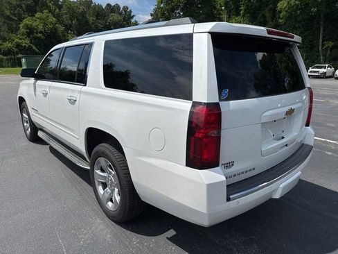 Used 2020 Chevrolet Suburban Premier AWD/4WD image 3