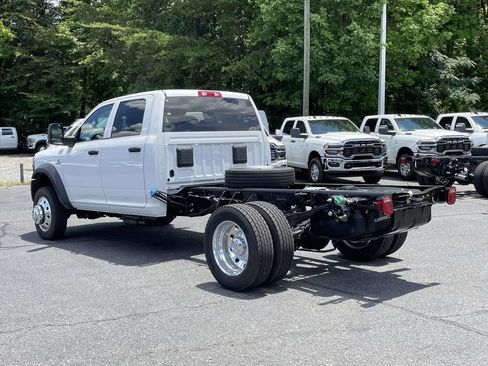 New 2026 RAM 5500 Tradesman w/ Chrome Appearance Group AWD/4WD image 7