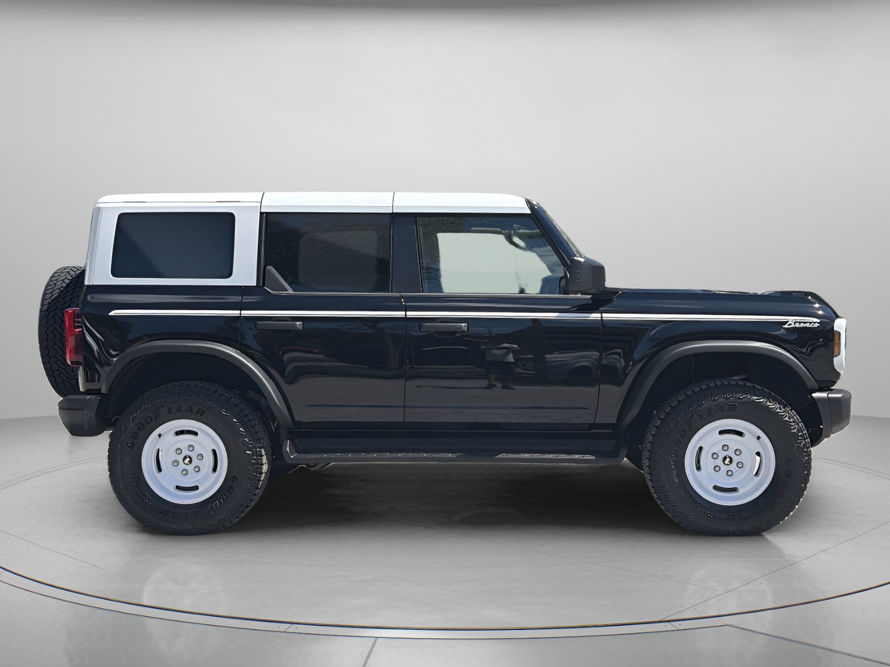 New 2026 Ford Bronco Heritage Edition AWD/4WD image 42