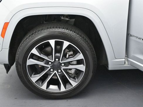 Used 2023 Jeep Grand Cherokee L Overland AWD/4WD image 42