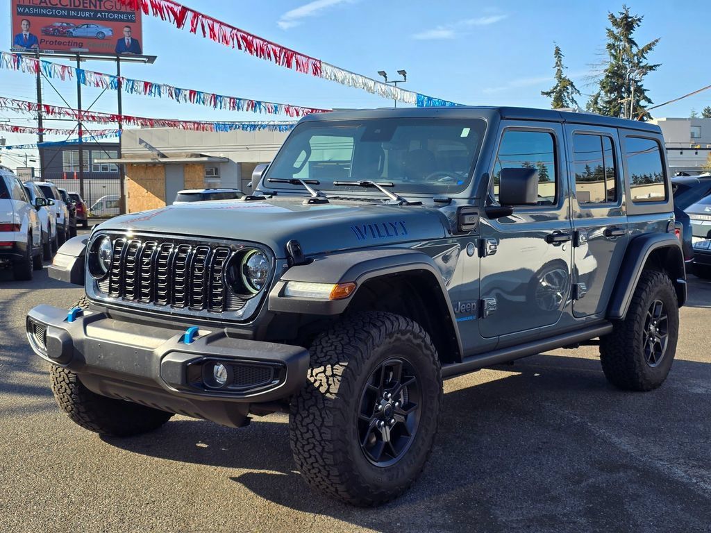 Used 2024 Jeep Wrangler Unlimited AWD/4WD image 4