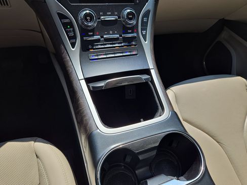Used 2020 Lincoln Nautilus Reserve w/ Equipment Group 201A FWD image 22