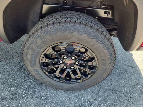 New 2026 GMC Canyon Elevation RWD image 8