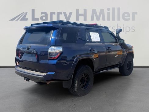Used 2023 Toyota 4Runner TRD Off-Road Premium w/ Off Road Premium Plus Package AWD/4WD image 5