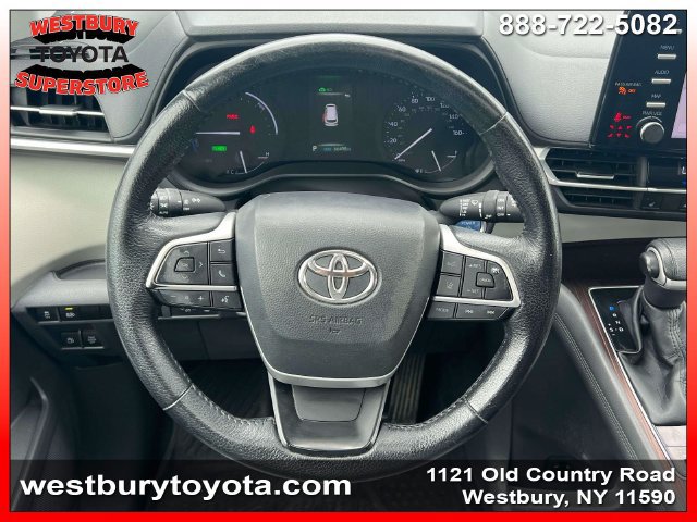 Used 2021 Toyota Sienna XLE FWD image 17