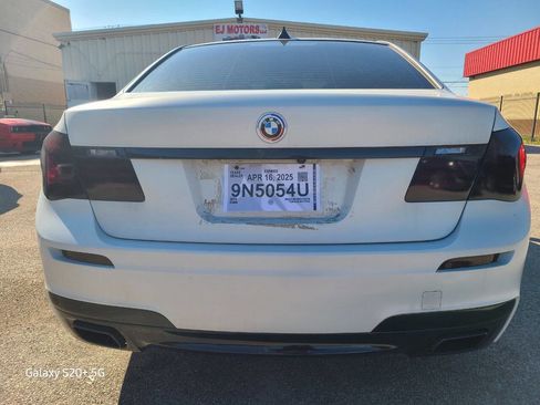 Used 2014 BMW 750Li xDrive image 10