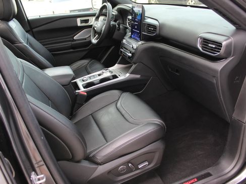 Used 2020 Ford Explorer ST w/ Premium Technology Package AWD/4WD image 29