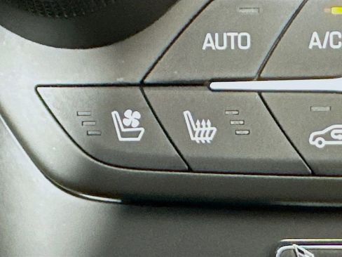 Used 2016 Chevrolet Corvette Stingray Coupe w/ 2LT Preferred Equipment Group image 24