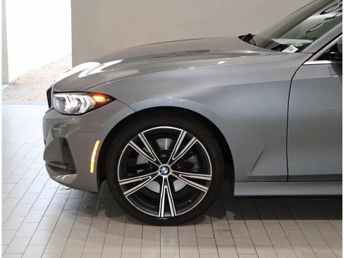 Used 2024 BMW 330i Sedan w/ Convenience Package RWD image 4