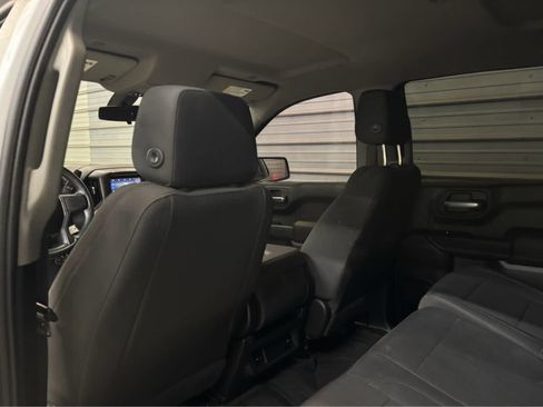 Used 2020 Chevrolet Silverado 1500 Custom Trail Boss w/ Custom Convenience Package image 24