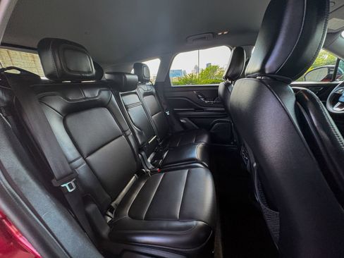Used 2022 Lincoln Corsair AWD w/ Equipment Group 101A image 27
