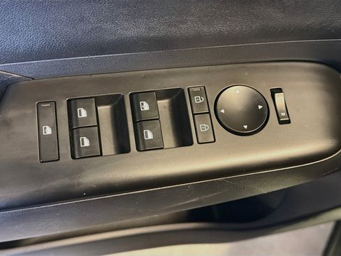 Used 2024 Hyundai Kona SEL AWD/4WD image 15