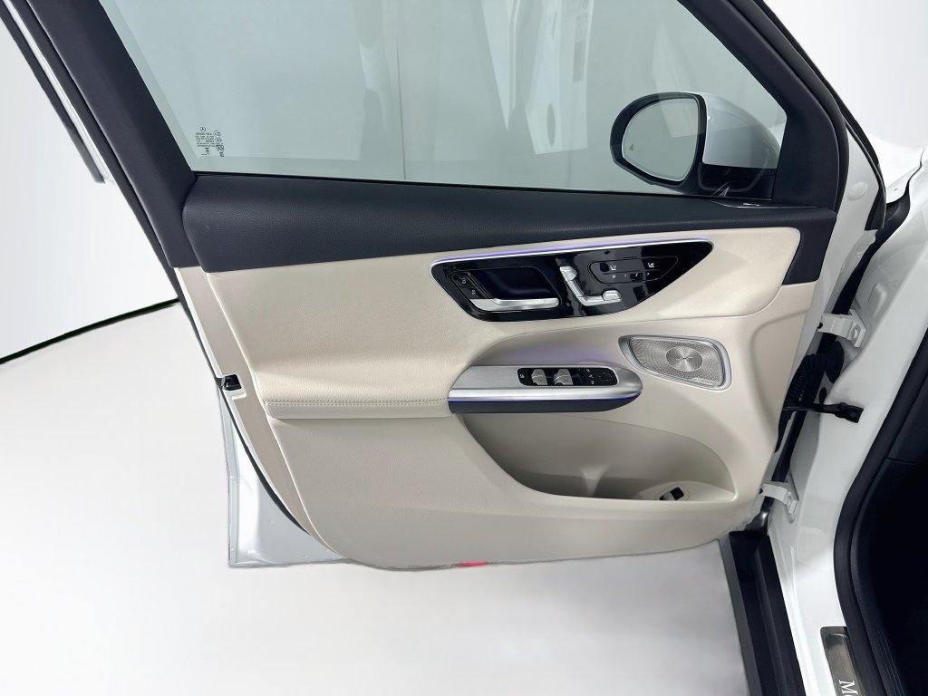 Certified 2026 Mercedes-Benz GLC 300 image 24