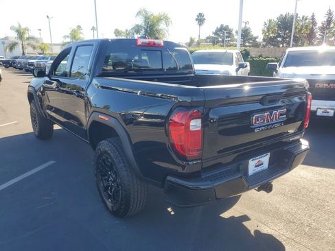 New 2026 GMC Canyon Elevation w/ Convenience Package image 3