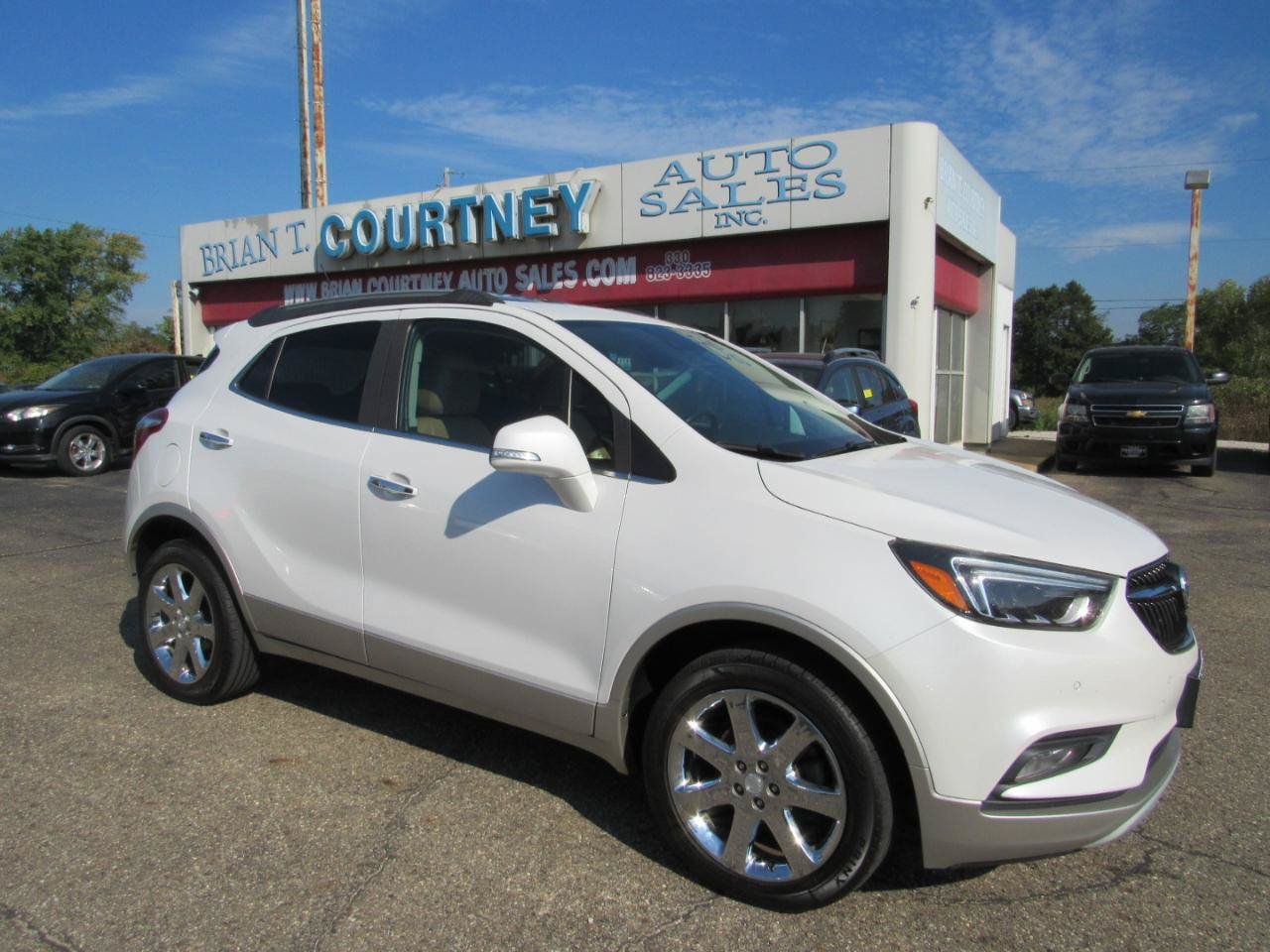 Used 2018 Buick Encore Premium w/ Experience Buick Package AWD/4WD image 2