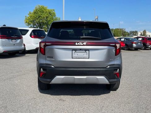 Certified 2026 Kia Seltos LX AWD/4WD image 6