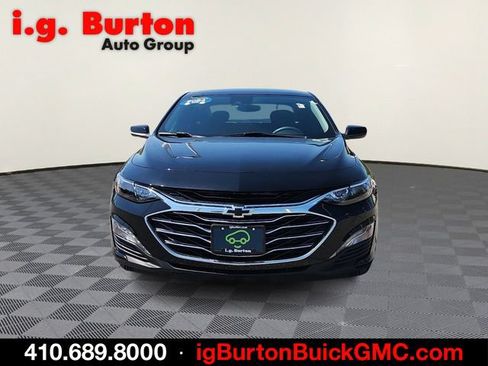 Used 2024 Chevrolet Malibu LT FWD image 2