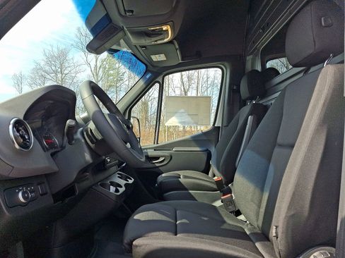 New 2025 Mercedes-Benz Sprinter 2500 image 6
