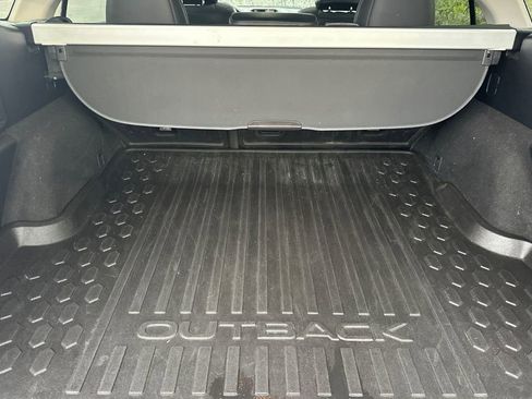 Used 2020 Subaru Outback Limited w/ Popular Package #2 image 14