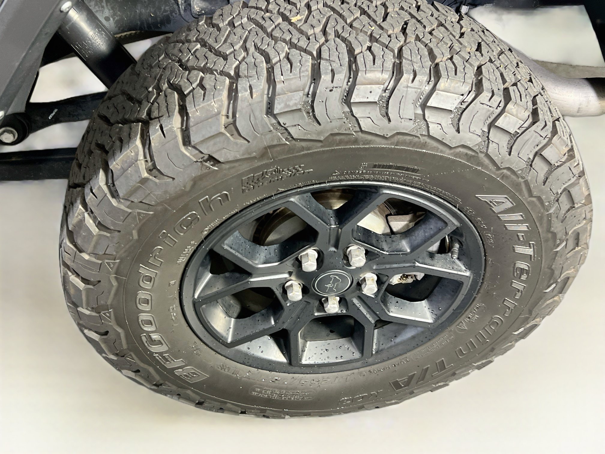 Used 2024 Jeep Gladiator Sport AWD/4WD image 29