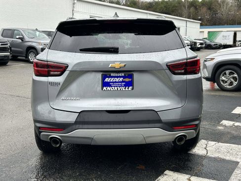 Used 2024 Chevrolet Blazer LT w/ Convenience Package image 4