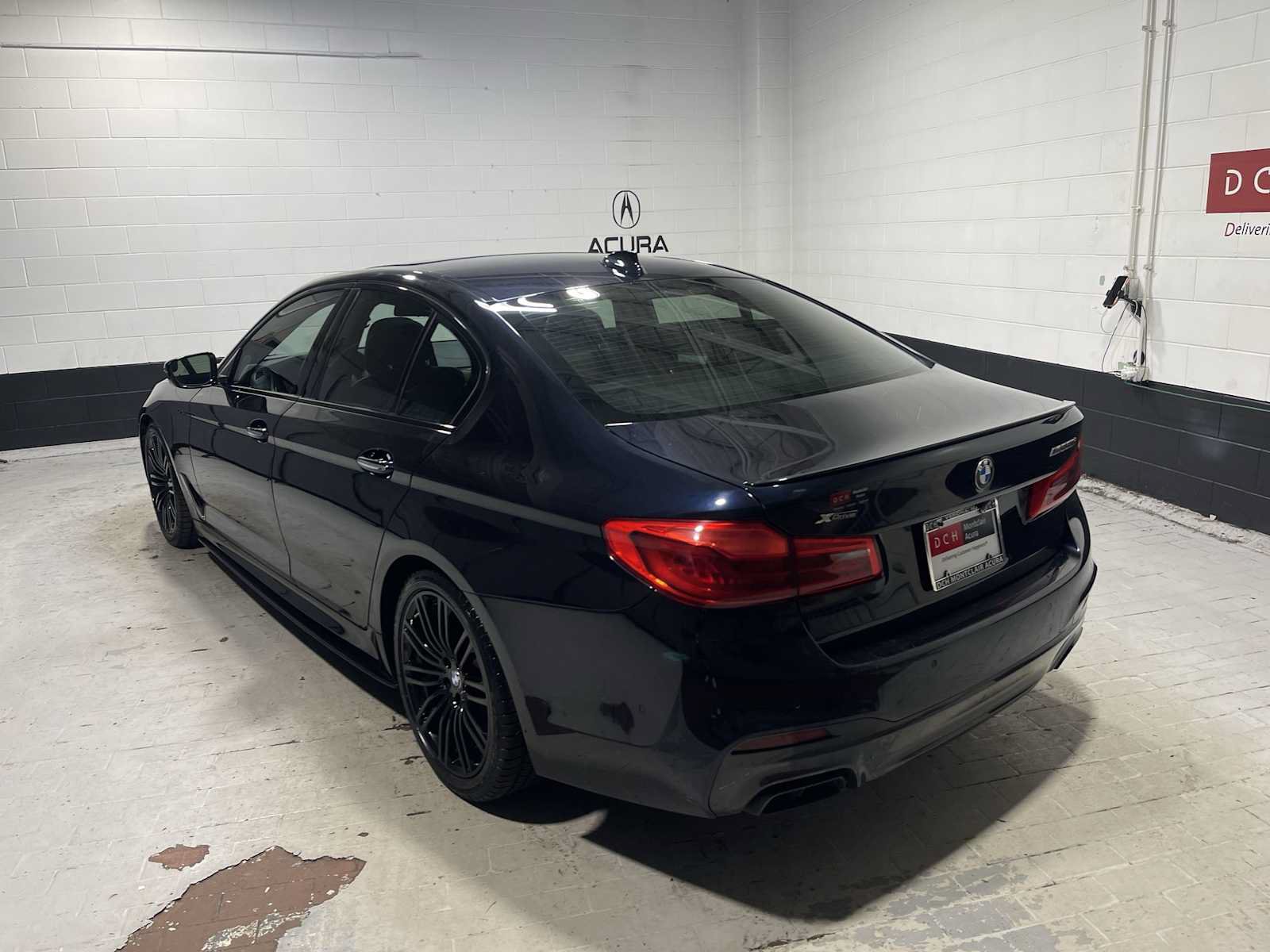 Used 2018 BMW M550i xDrive AWD/4WD image 4
