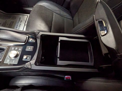 Used 2015 Lexus LS 460 AWD image 17