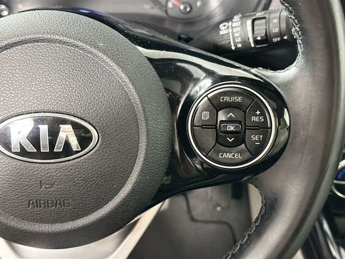Used 2021 Kia Soul EX image 24