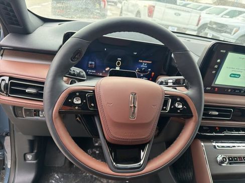 New 2026 Lincoln Aviator Reserve image 25
