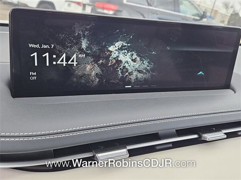 Used 2025 Genesis Electrified GV70 w/ Prestige Package image 21