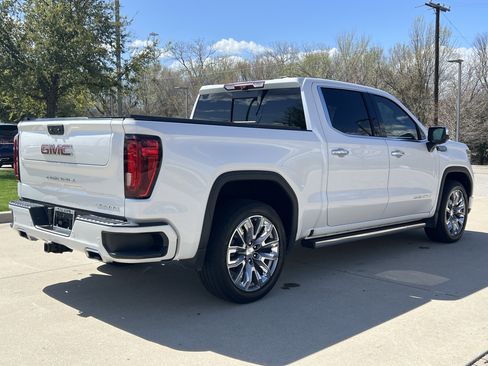 Used 2024 GMC Sierra 1500 Denali w/ Denali Reserve Package image 10