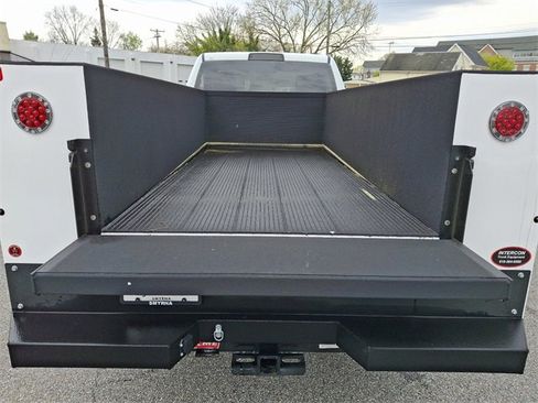 New 2024 RAM 3500 Tradesman image 17