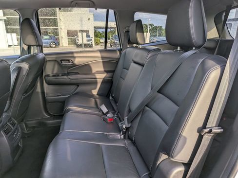 Used 2021 Honda Pilot Special Edition image 17