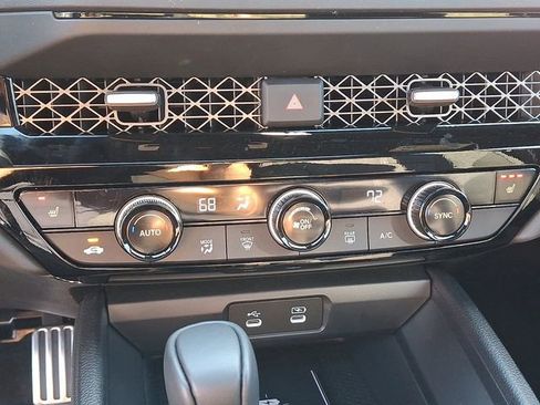 Used 2025 Honda Accord Sport image 18