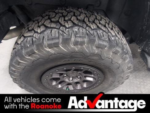 Used 2022 Jeep Wrangler Unlimited Sport w/ Xtreme Recon 35" Tire Package image 28