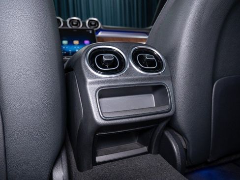 Certified 2025 Mercedes-Benz C 300 Sedan image 21