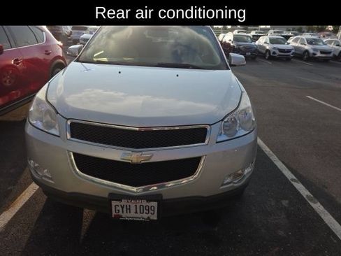 Used 2011 Chevrolet Traverse LT w/ Personal Connectivity Package FWD image 13